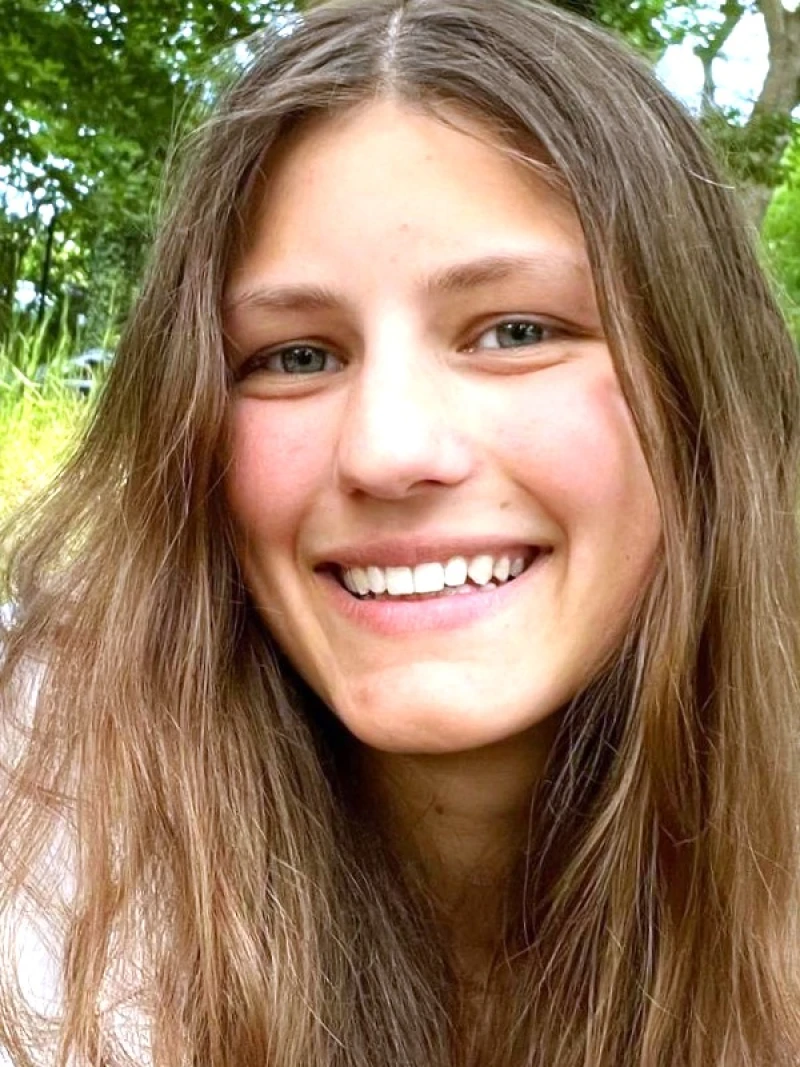 Alena Knoff